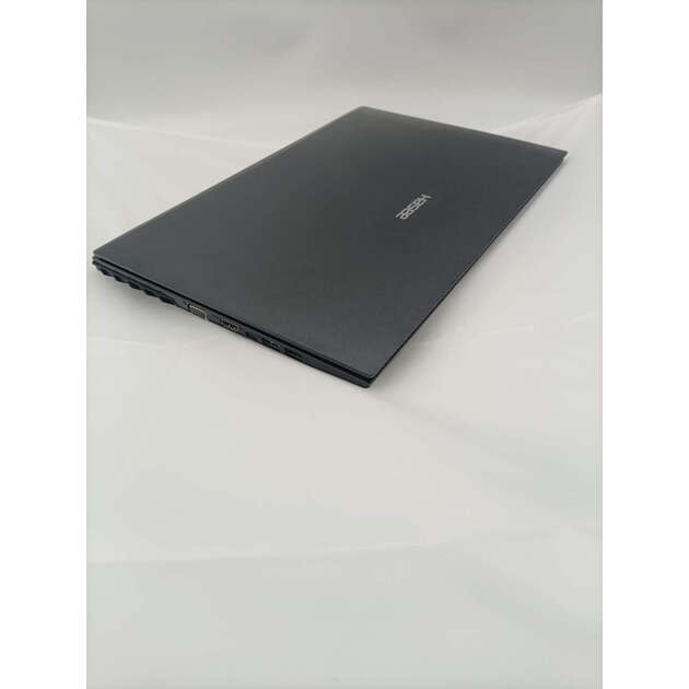 神舟k650d 15寸游戏本 奔腾g4500双核 8g运行内存 360g固态 mx150显卡