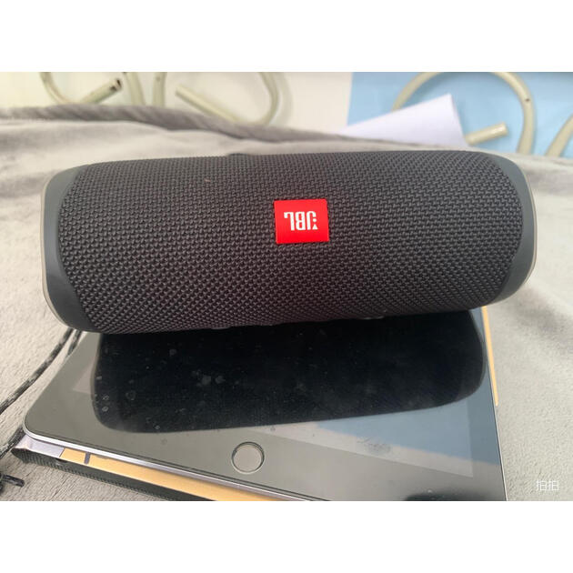 jbl flip5 音乐万花筒五代 便携式蓝牙音箱 低音炮 防水设计 支持多台