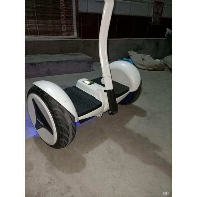 eber平衡车两轮成人儿童智能代步电动体感车手控腿控s10白色