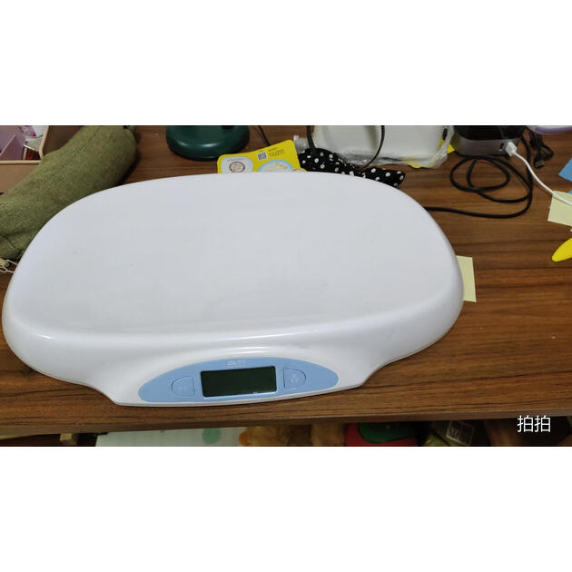 香山 婴儿秤 电子秤 体重秤 精准 宝宝成长秤 高清lcd 礼盒装 er7220