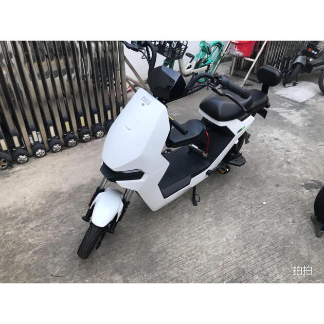 小牛电动f050电动自行车新国标锂电池两轮电动车蓝绿