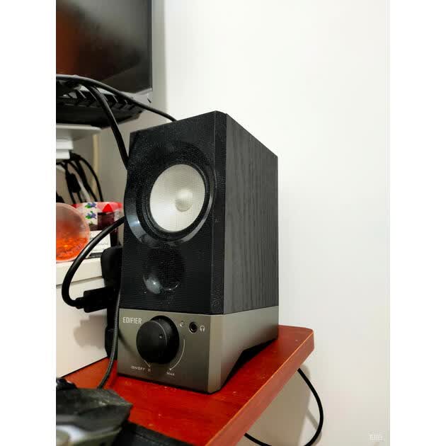 漫步者(edifier)r19u 木质纯音2.0迷你桌面音响 电脑音箱 黑色