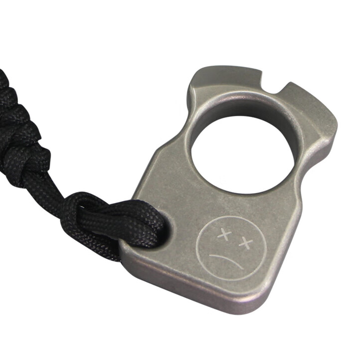 战术虎钛合金指虎CNC加厚设计户外EDC男女防身TC21单孔指戒指钛高端虎指手工匠活伞绳挂坠开瓶器