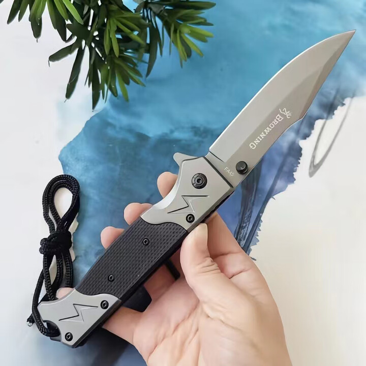 瑞士折叠刀高硬度锋利开刃荒野求生户外多功能刀具防身随身便携小 灰色进口大马士革钢