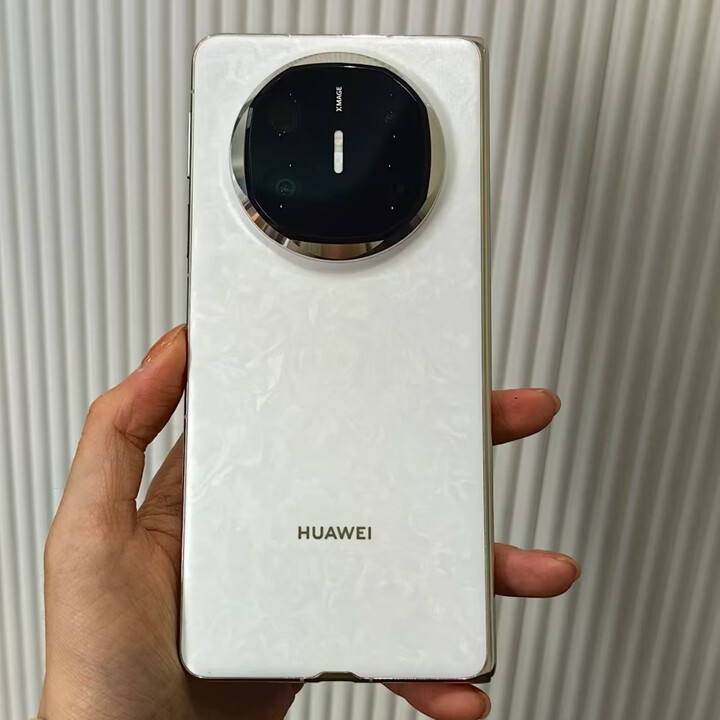 华为全新华为 Mate X6典藏版 北斗卫星消息双卡双待鸿蒙系统大折叠屏原装正品手机商务办公游戏全网通 星云白 16GB+1TB 官方标配 全新未激活