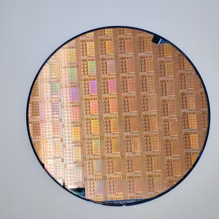 中芯国际 晶圆 硅片wafer集成电路CPU芯片IC半导体CMOS光刻片华为 八英寸6号送支架【图片 价格 品牌 报价】-京东