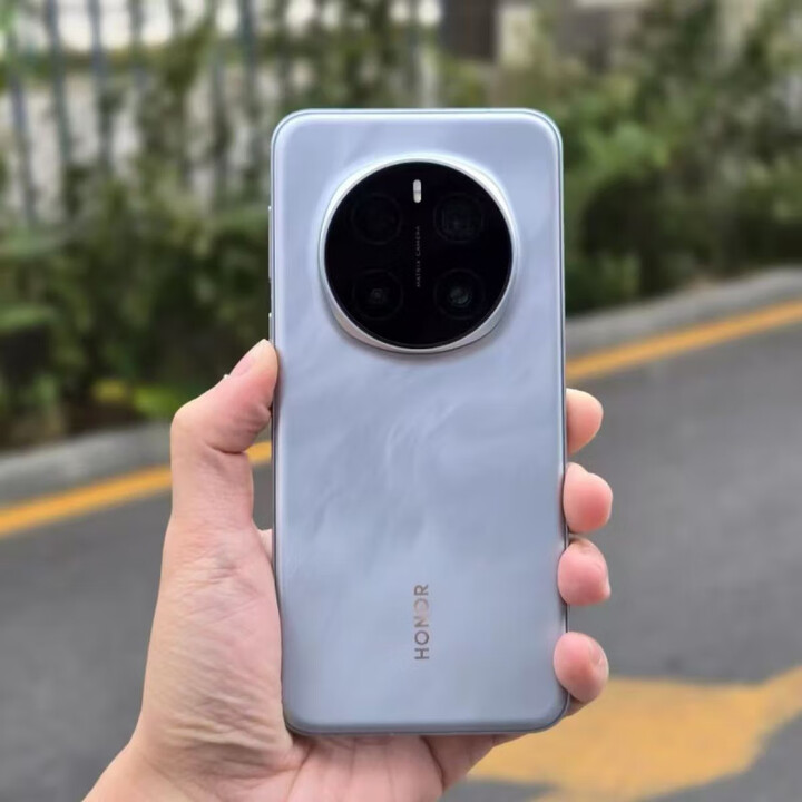 荣耀honor/荣耀 Magic7Pro（展机）第三代青海湖电池MagicOS 9.0 5G智能手机赠送运费险详询客服 月影灰 12GB+256GB