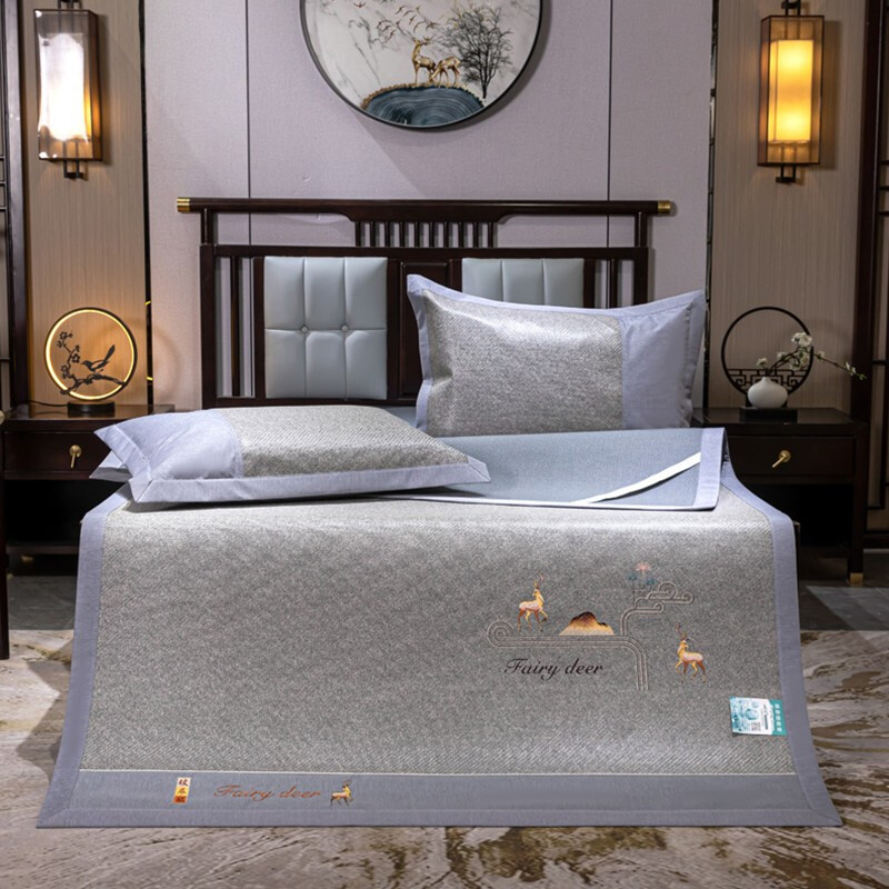 伊伊爱 艾草玻尼藤席三件套 一鹿有你-灰 180*200cm/XZ0AN02200006