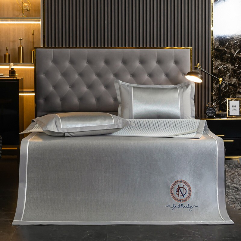 伊伊爱 撞色冰藤席赛尼尔系列凉席套装 赛尼尔-灰色 120*195cm/XZ0AN02200016两件