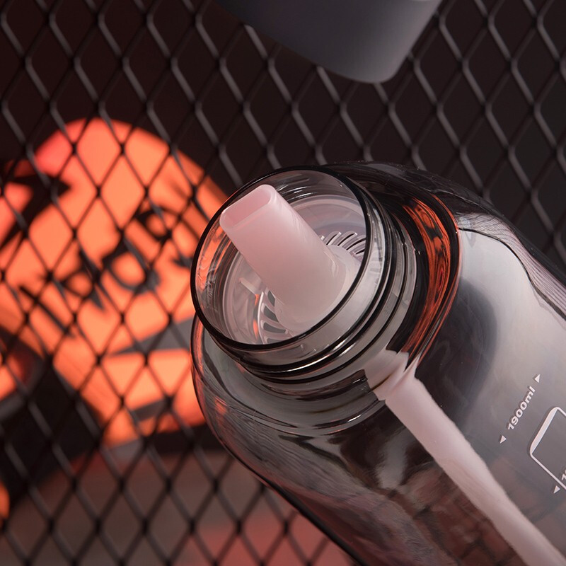 茶花劲派大容量运动水杯男女塑料便携水壶健身夏天耐高温水瓶夏季杯子 【深蓝色2300ML】劲派大容量水杯