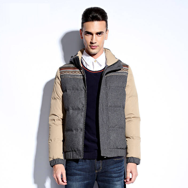 卡宾cabbeen 冬装新款 男士羽绒外套修身拼接连帽羽绒服男b