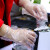 星工（XINGGONG）一次性手套 PE加厚食品餐饮美容家务手套 透明塑料手膜 300只