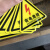 有电危险警示贴 三角形 安全标识牌 当心触电 贴纸 警示牌标识牌 有电危险黑色 6x6cm