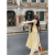 纪博驰（JIBOCHI）鱼兔子的兔子法式连衣裙2024新款女夏季显身材飞飞袖条纹衬衣短裙 奶黄色 S