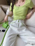 伊漫希撞色设计毛边薄款显瘦直筒牛仔裤纯色修身短裤T恤套装法式茶歇设 绿色上衣 S
