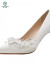 啄木鸟白色高跟鞋女细跟秀禾婚纱两穿2024年新款缎面花朵婚鞋尖头单鞋 米白色  6厘米 40