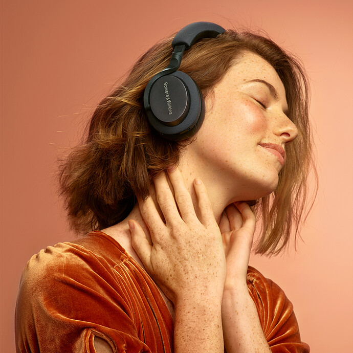 Bowers & Wilkins 宝华韦健 B&W PX5 主动降噪 HIFI头戴式蓝牙耳机 7.4折9.98 两色可选 海淘转运到手约￥1617 京东￥1899