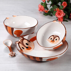 创意卡通釉下彩陶瓷碗盘子勺子套装儿童碗餐具饭碗家用小碗吃面碗汤碗 松鼠四件套