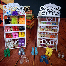 芭芘娃娃的鞋子皇冠  洋娃娃手工鞋子衣服通用婚纱首饰皇冠儿童女孩公主过家家配件饰 鞋架+10双鞋子 30厘米娃娃佩戴