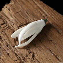 宇轩 创意手工捏花茶宠陶瓷手作腊梅枝笔搁梅花摆件茶道配件装饰 玉兰花摆件