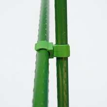 园艺支柱连接件 爬藤支架 配件 植物攀爬架 爬藤花架 包塑钢管爬藤架配件 卡 16mm