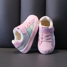 女宝宝鞋子3到4岁冬季新款加绒儿童运动鞋女童板鞋小黄鸭贝壳头棉鞋 粉色 23 内长13.5cm
