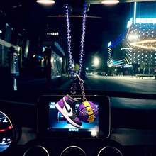 创意aj鞋模水晶汽车挂件 迷你3D立体篮球鞋汽车室内篮nba球挂饰潮 紫色+湖人篮球