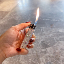 ins抖音同款创意镶钻水晶女士烟盒打火机贴钻无声静音明火充气打火机 白色钻打火机