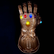 2021新款钢铁侠可穿戴灭霸无限手套可打响指宝石拆卸可动儿童无线纳米手臂 pvc无限手套发光【均码】