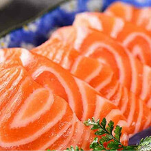 海鲜三文鱼整条刺身中段海鲜日式料理寿司生鱼片即食冷冻 2斤【下单加泡椒鱼皮】 去皮去边角料420g左右