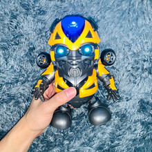 抖音同款会跳舞的钢铁侠儿童电动机器人跳舞黄蜂Q版蜘蛛侠玩具男女孩生日礼物 跳舞大黄蜂【充电款】