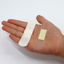 即救防水创可贴装轻巧透气透明止血贴医用家用止痛防感染卡通可爱成人儿童创口贴防磨脚贴弹性OK邦 防水创可贴*100贴