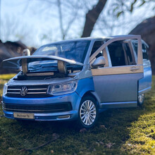 1:32大众迈特威合金车模MPV转向避震男孩玩具可亮灯仿真汽车模型收藏摆件 银蓝大众迈特威T6盒装