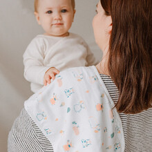 Nest Designs婴儿护肩口水巾宝宝围兜拍嗝吐奶巾防溢奶竹棉围嘴 小牛系列