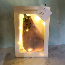 适用jellycat小红书紫色茄子玩偶可爱茄总抱枕小毛绒公仔生日礼物超软可爱萌萌茄子公仔儿童生日礼物 礼袋+灯+茄总 祖国版现货 20CM