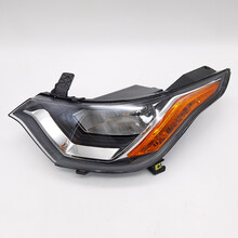 适用于比德文M7 宝路达DS7电动四轮汽车轿车前大灯总成前组合大灯原车配件 副驾驶右【老款带黄边】 单支装