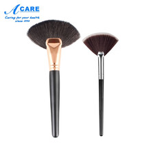 阿嚓热 扇形化妆刷妆容修饰余粉扫防晕妆余粉刷工具套装 黑银短柄+中号黑金炳 其它材质