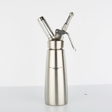 ‼️‼️奶油发泡器弹不锈钢奶油枪发泡器 奶油枪 打奶器 咖啡裱花枪鲜奶油发泡冰激凌o 不锈钢0.5L