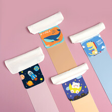 迪士尼小孩夏季纱布吸汗巾吸汗巾宝宝儿童婴儿纱布垫背巾男女夏季绣名字幼儿园隔汗巾 4层 快乐童年【4条装小号】(0-2岁)名字贴 L