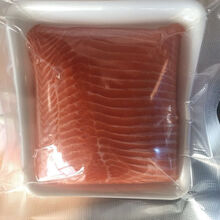 【顺丰发货】日料海鲜冰鲜生吃三文鱼国产刺身中段新鲜发货三文鱼生鱼片 一斤 去除边角料每斤净肉400g左右