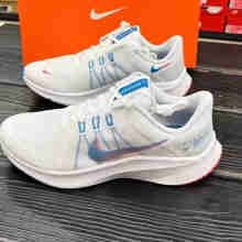 耐克（NIKE）男鞋春新款运动鞋防滑透气跑步鞋舒适休闲跑步鞋 DA1105-101白蓝红 42