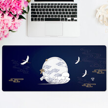 镇魂歌 鼠标垫超大号中国风宫廷锁边电竞游戏键盘垫电脑桌垫加厚定制国潮古典家用办公桌面垫 云间翔舞 400x900x4mm