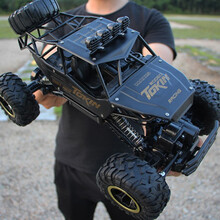 儿童节礼物1:14 超大合金rc遥控汽车越野四驱车充电动大脚攀爬赛车模型男孩儿童玩具礼物 合金四驱-炫黑色