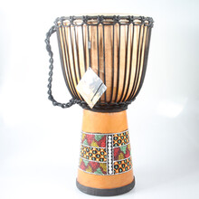 奇宝居 非洲鼓9寸手鼓整木掏空 儿童初学者入门练习 老山羊皮演奏标准鼓 推荐鼓乐器