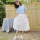 蓝色雏菊+白色裙