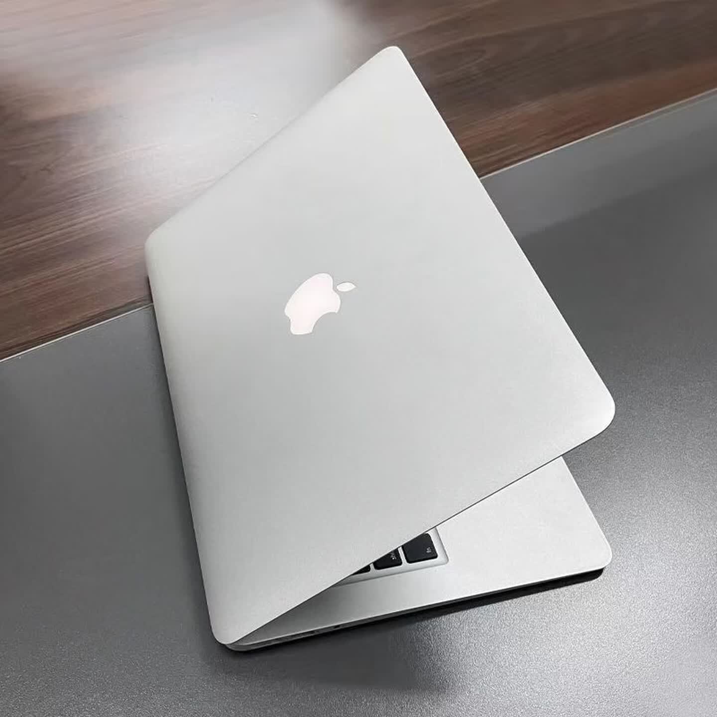 24款MacBookAir 13.6寸M38+10核/16G/512G/MXCR3深空灰