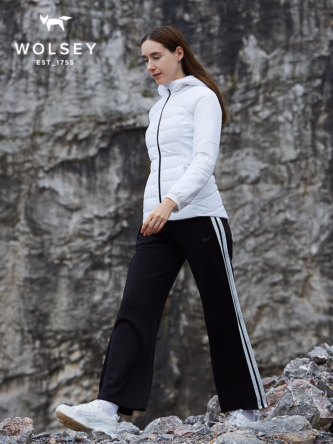 英国 Wolsey 皇家邓恩 女款高尔夫鹅绒连帽羽绒服 WB360102 双重优惠折后￥329.22