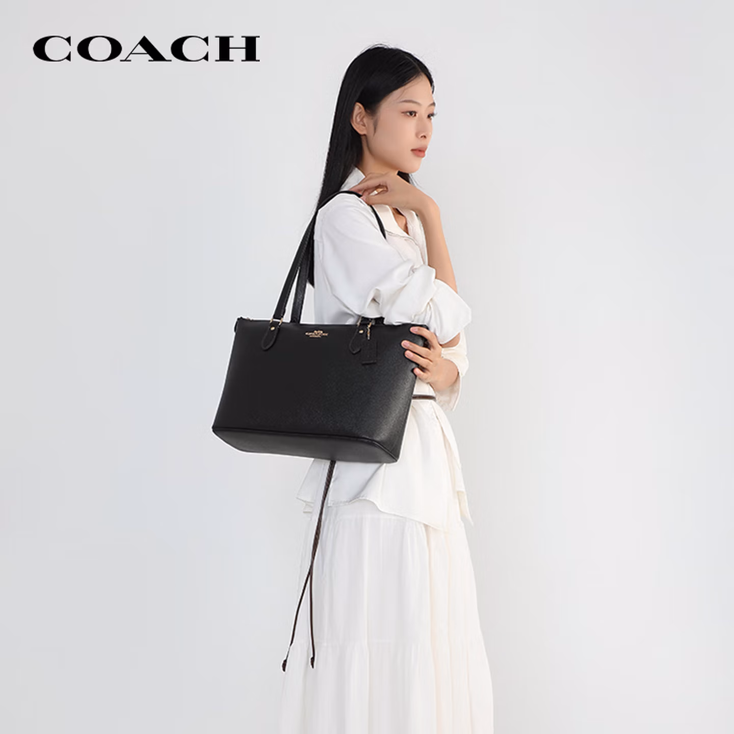 Coach 蔻驰 Gallery  女式大号托特包单肩包CV402 Plus会员折后￥823.65 两色可选