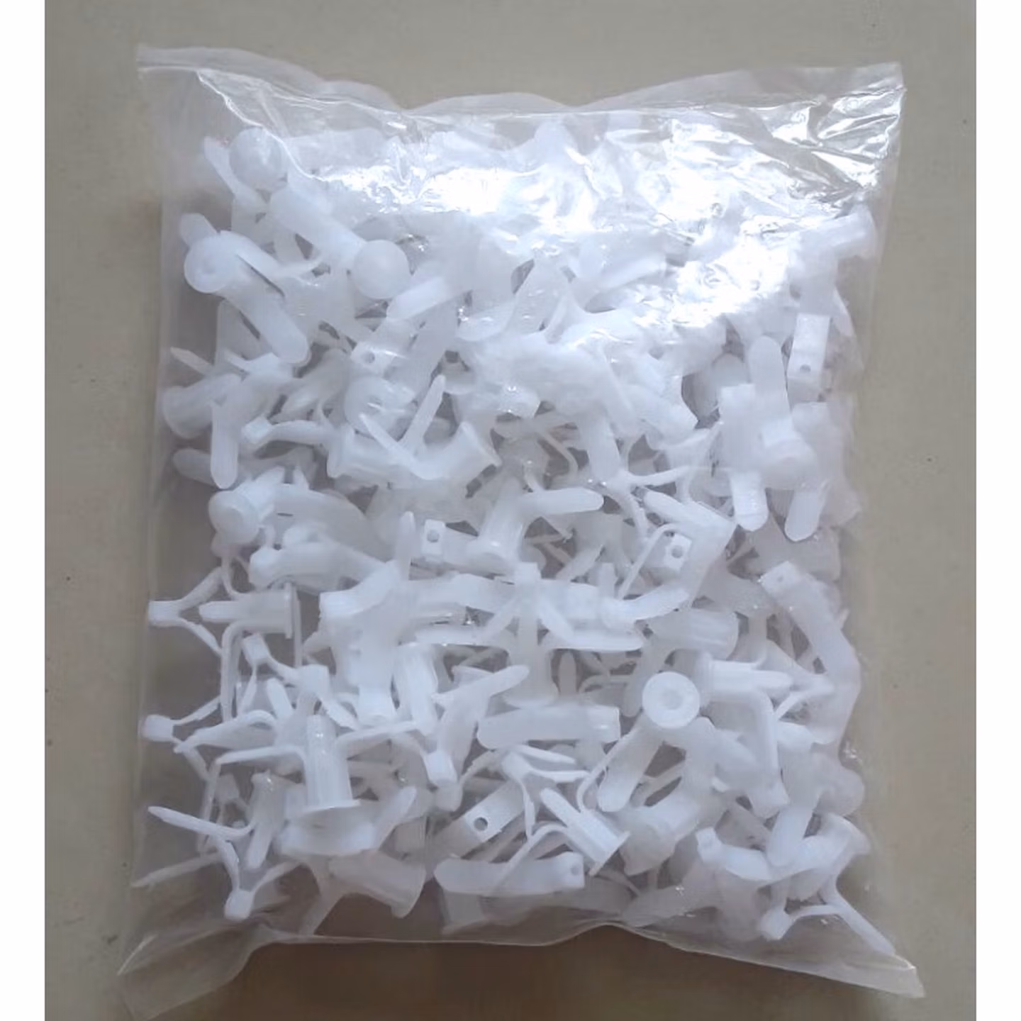 仰冠飞机膨胀管 飞机胀塞涨塞 石膏板窗帘空心墙 塑料膨胀螺丝胀管 白飞机一包10