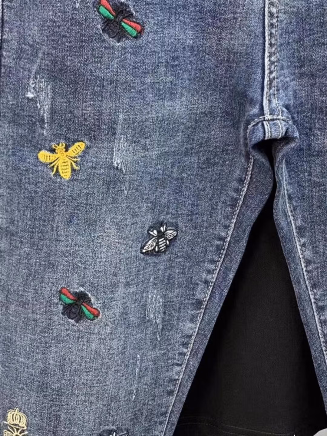 American Retro Little Bee Embroidered Jeans Men's Korean Version Trend Stretch Straight Slim Nine-point Pants, Blue 28_mkmklike.com